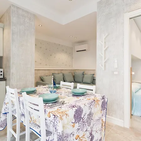 Apartment Sovramare - & *