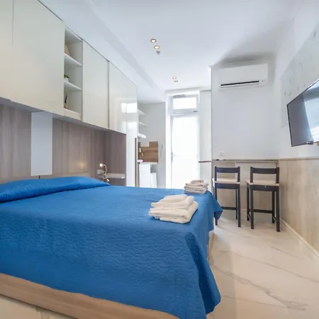 Sovramare - Rooms&apartments Apartment *